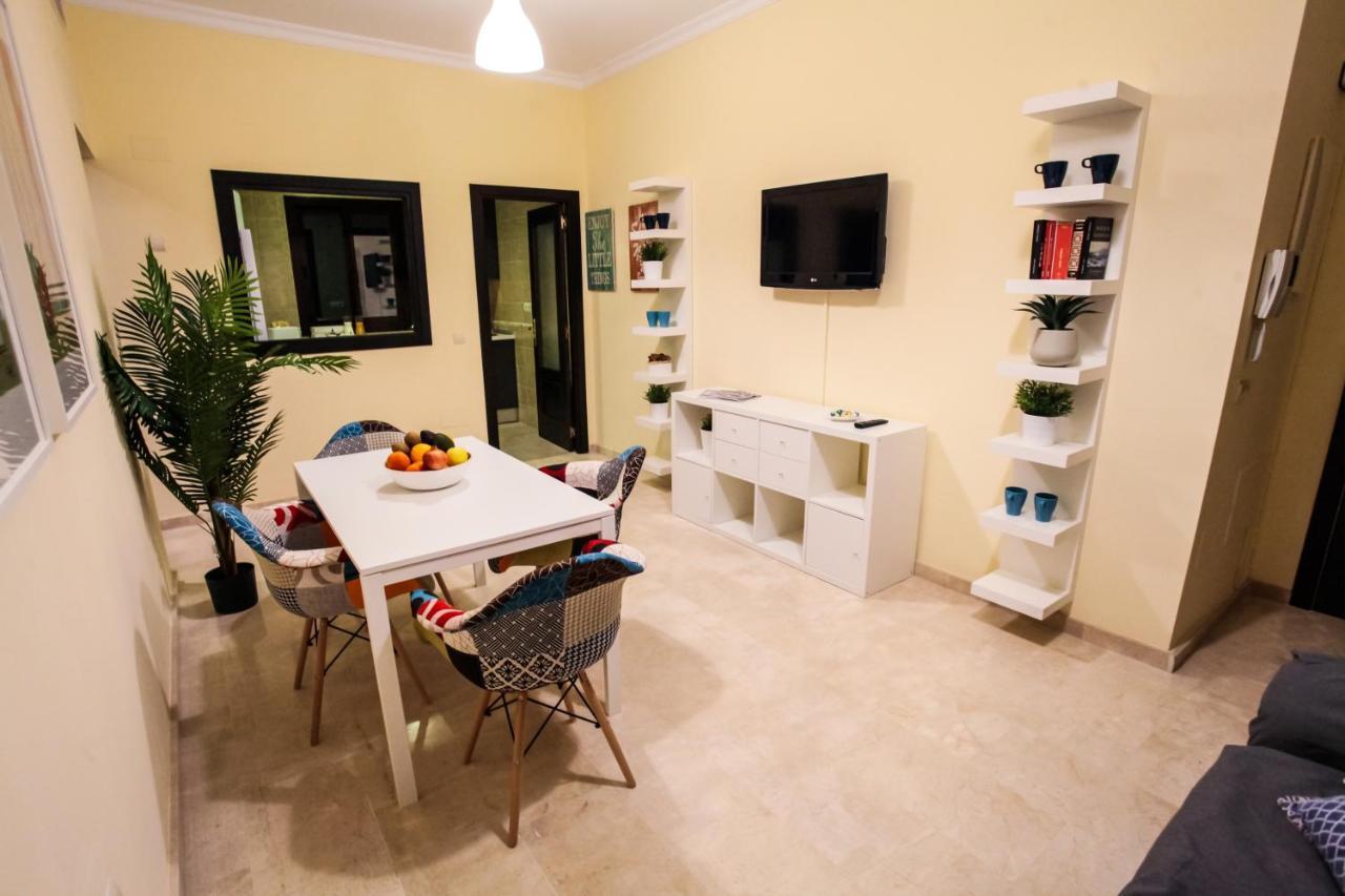 Carreteria Center Apartments Малага Екстер'єр фото